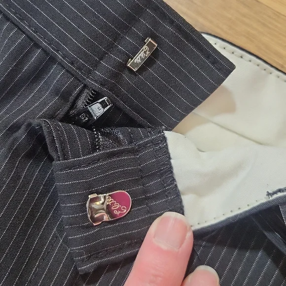 VANHEUSEN Boys' Black Pinstripe Flat Front Polyester Rayon Dress Pants - 16 Slim - Picture 4 of 16